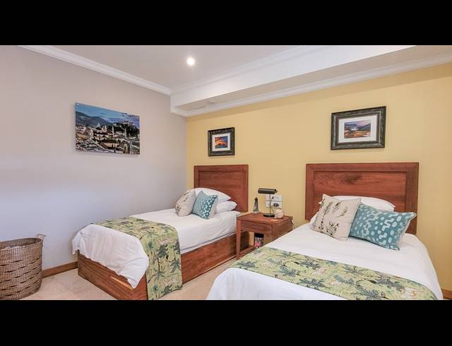 3 BEDROOM TOWNHOUSE FOR SALE IN ZIMBALI ESTATE